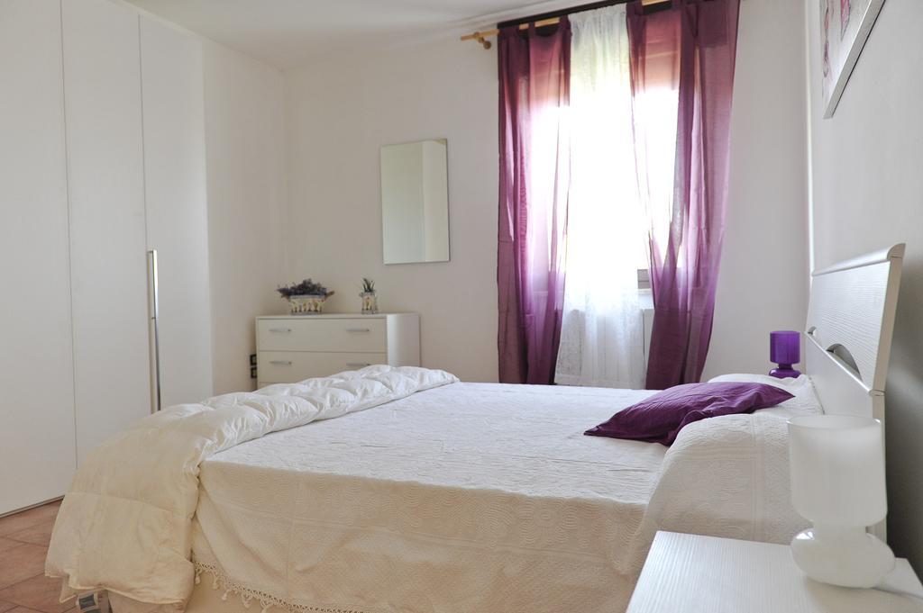 Aleanna Appartamenti Nocera Umbra Pokoj fotografie