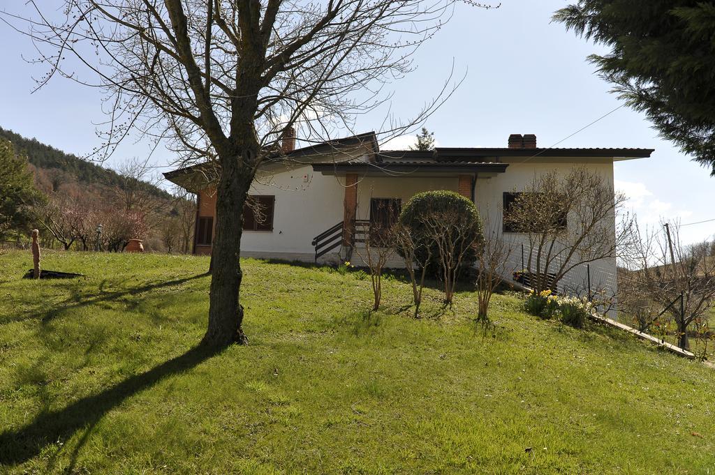 Aleanna Appartamenti Nocera Umbra Pokoj fotografie