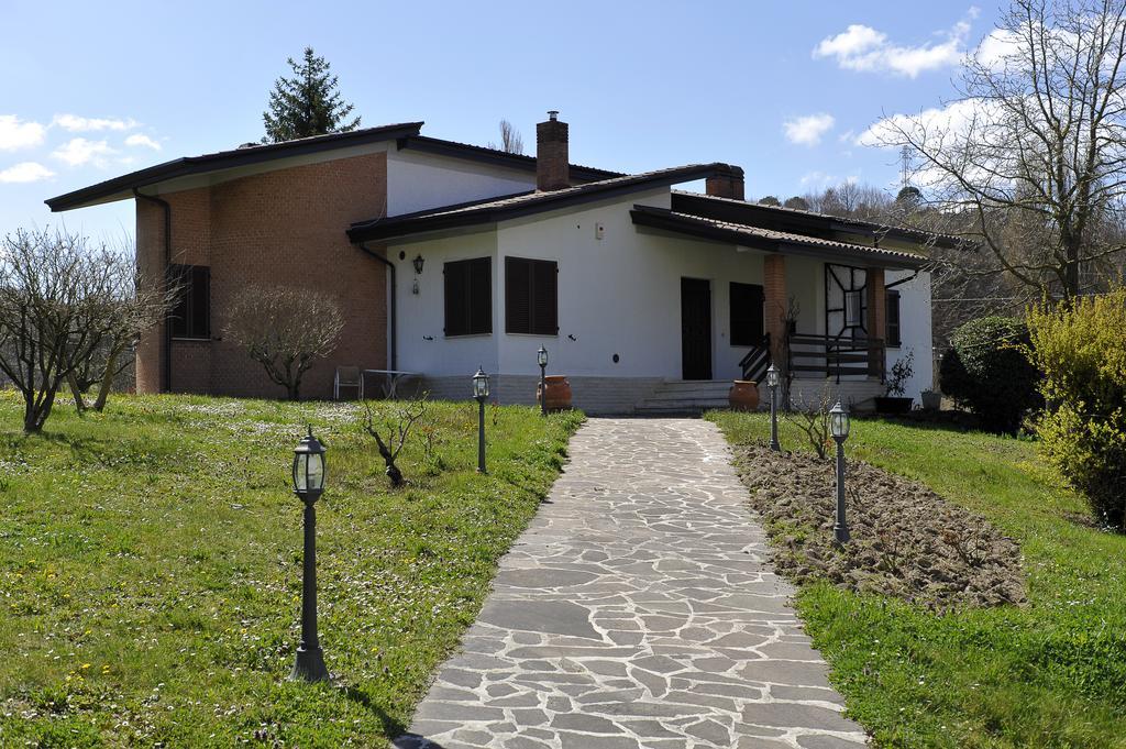 Aleanna Appartamenti Nocera Umbra Pokoj fotografie